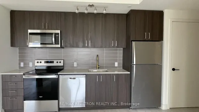 Additional image 3 of 8010 Derry Rd Unit 807