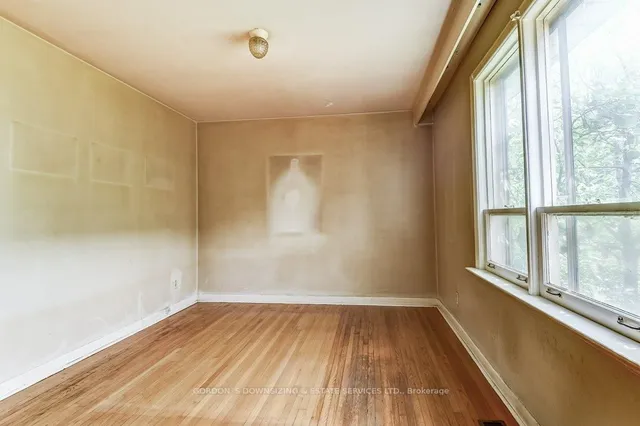 Additional image 31 of 97 Mc Roberts Ave