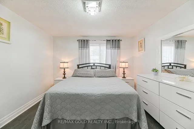 Additional image 41 of 31 Cassander Cres