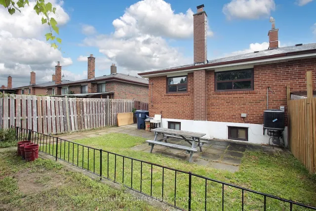 Additional image 26 of 50 Hasbrooke Dr