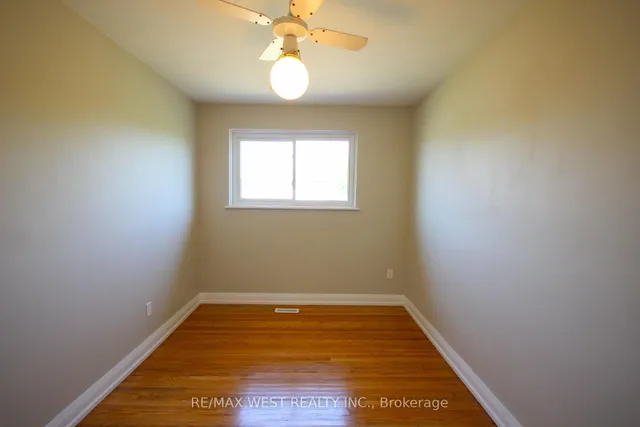 Additional image 28 of 7139 Darcel Ave