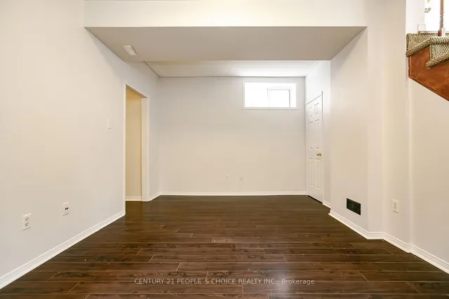 Additional image 34 of 272 Vintage Gate