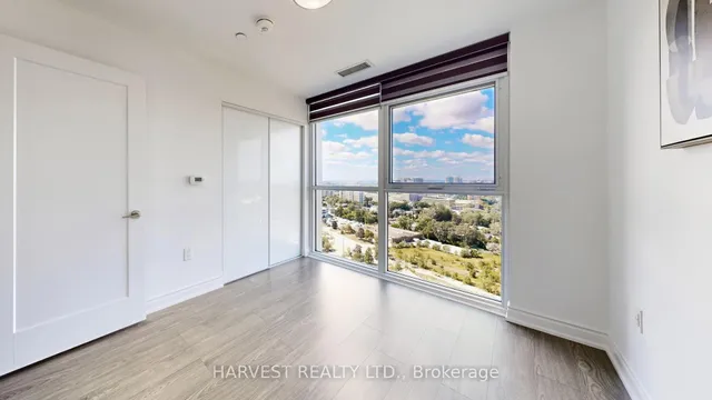 Additional image 22 of 225 Village Green Sq Unit 2103