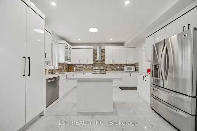 Additional image 17 of 54 Richgrove Dr