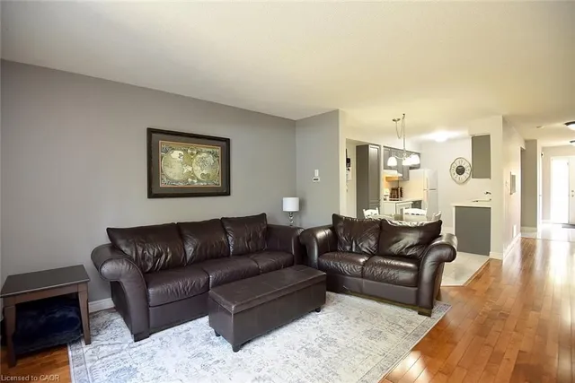 Additional image 10 of 15 Bronte Crt