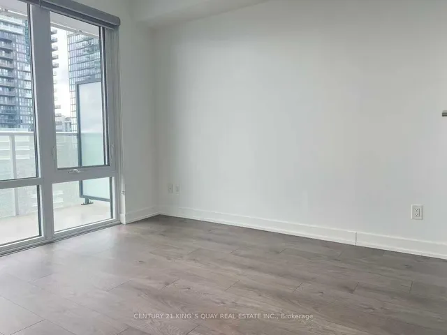 Additional image 4 of 501 Yonge St Unit 3511