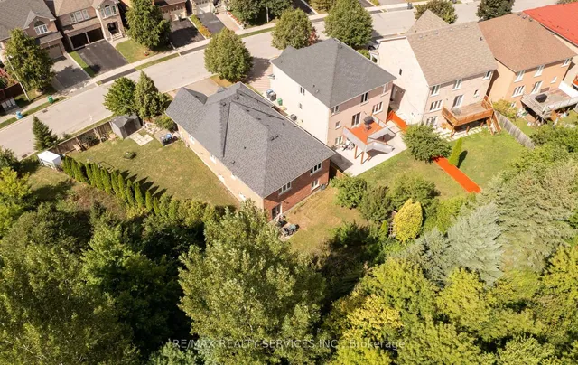 Additional image 40 of 47 Echoridge Dr