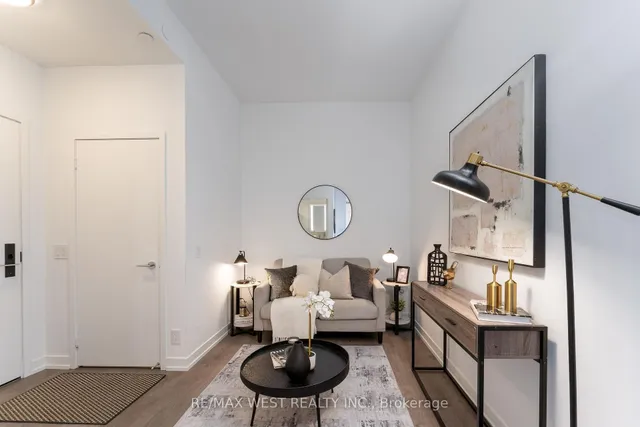 Additional image 6 of 270 Dufferin St Unit 413