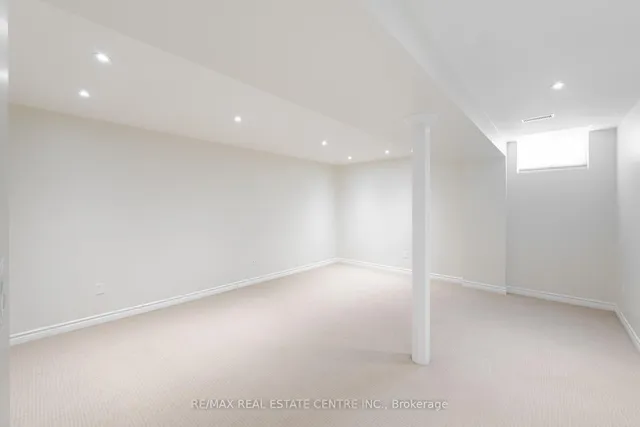 Additional image 30 of 4834 Capri Cres