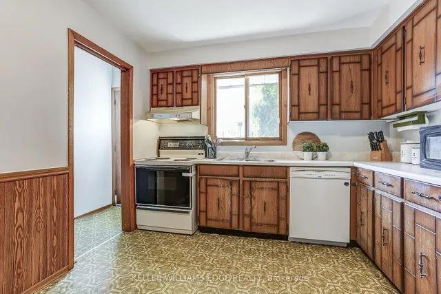 Additional image 14 of 63 1/2 Eastbury Dr