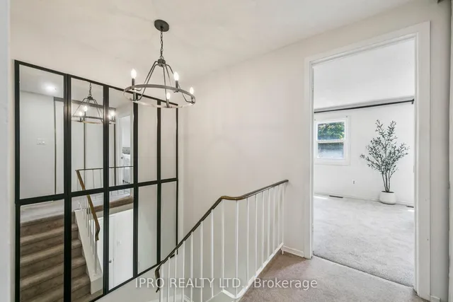 Additional image 18 of 3455 Caplan Cres Unit 3