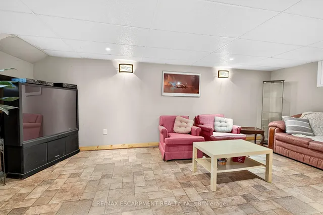 Additional image 24 of 15 Donald Ave