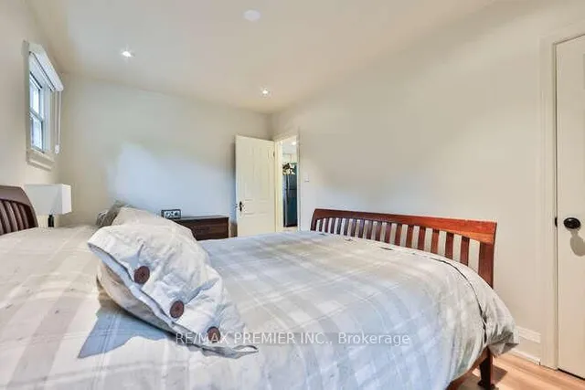 Additional image 24 of 1223 Glencairn Ave