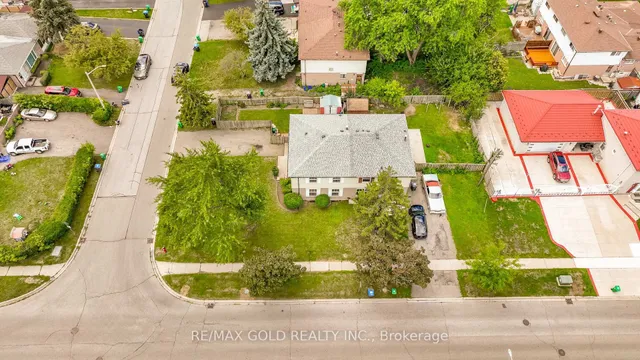 Additional image 44 of 66 Danesbury Cres