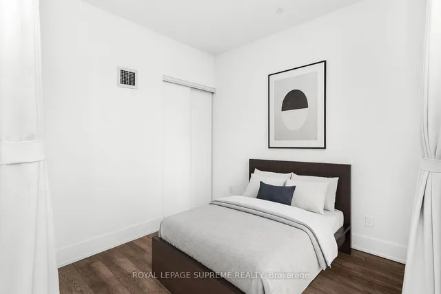 Additional image 19 of 403 Church St Unit 1701