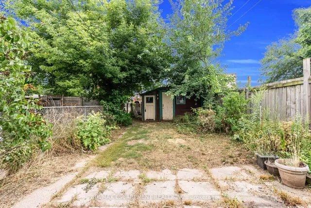 Additional image 39 of 170 Grosvenor Ave