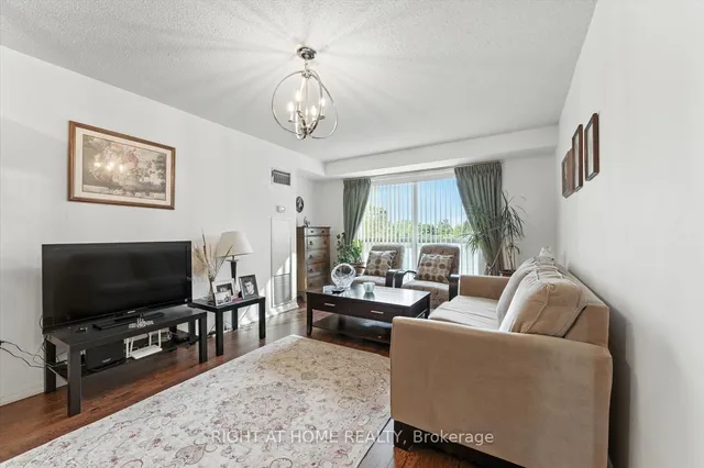 Additional image 4 of 23 Lorraine Dr Unit 308