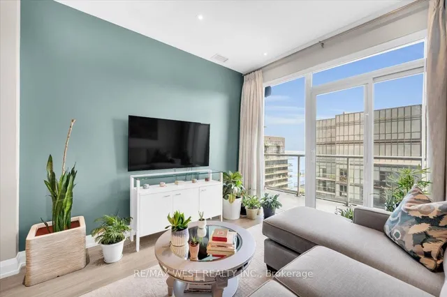 Additional image 8 of 56 Annie Craig Dr Unit 1603