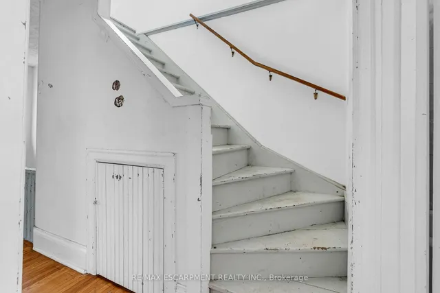 Additional image 27 of 170 Grosvenor Ave