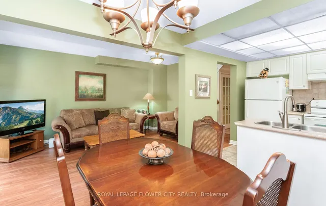 Additional image 17 of 41 Chipstead Ave