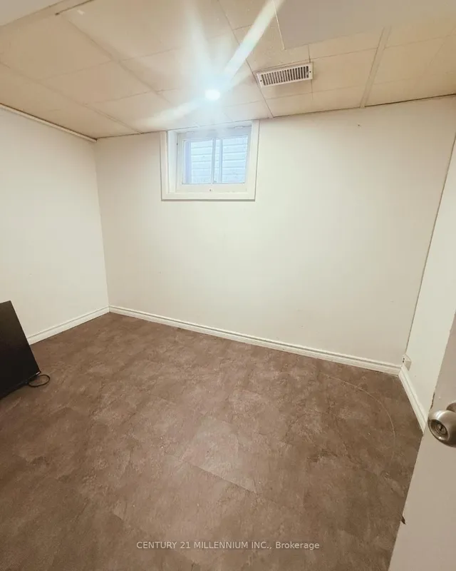 Additional image 23 of 237 Balsam Ave