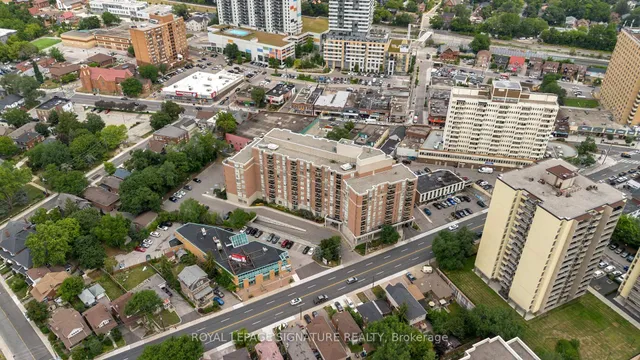 Additional image 17 of 2088 Lawrence Ave Unit 814