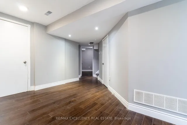 Additional image 30 of 40 Monaco Crt