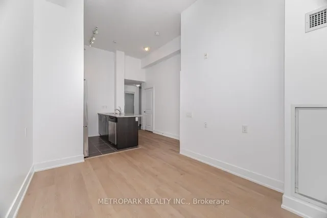 Additional image 17 of 85 Robinson St Unit 102