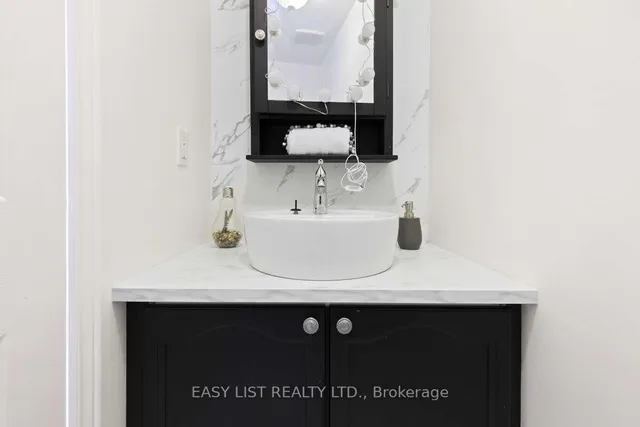 Additional image 17 of 2993 Gulfstream Way