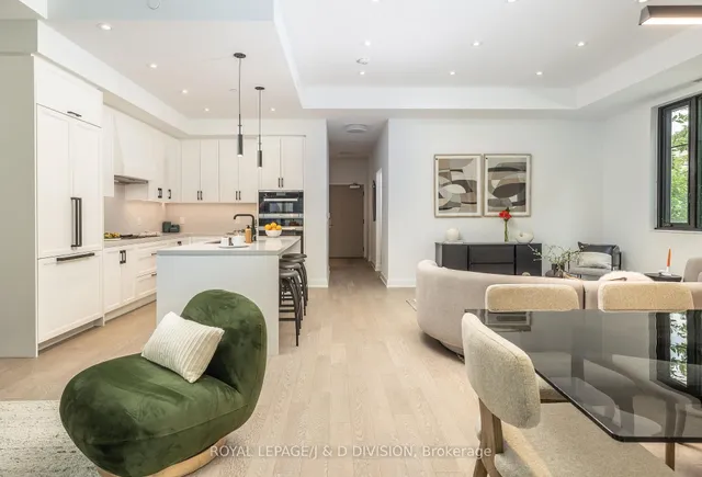 Additional image 20 of 1 Strathgowan Ave Unit TH4