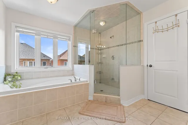 Additional image 28 of 19 Foliage Dr