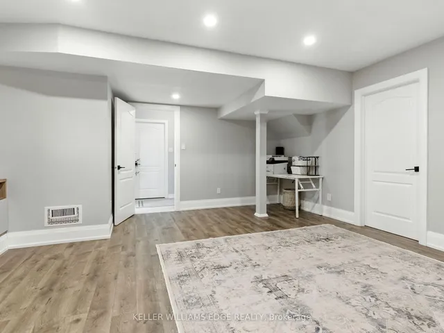 Additional image 30 of 200 Giddings Cres
