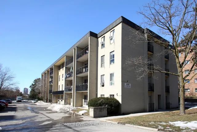 1690 Victoria Park Ave Unit 205