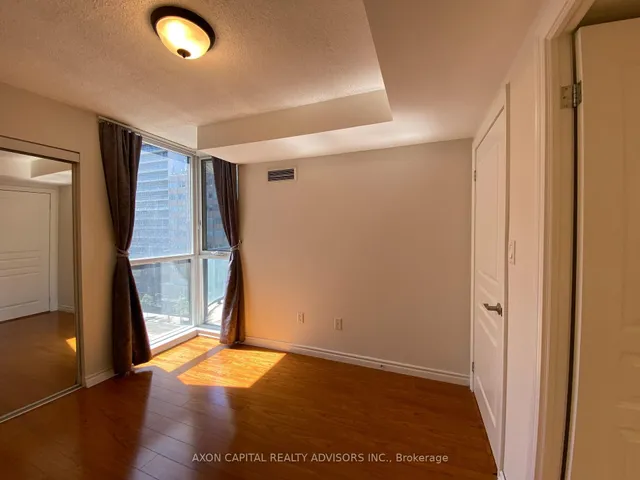Additional image 12 of 801 Bay St Unit 902