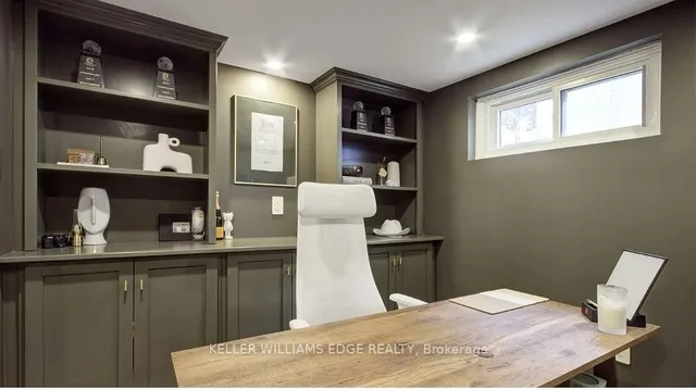 Additional image 32 of 197 East 43rd St