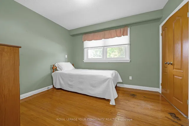 Additional image 11 of 9 Theresa Ave