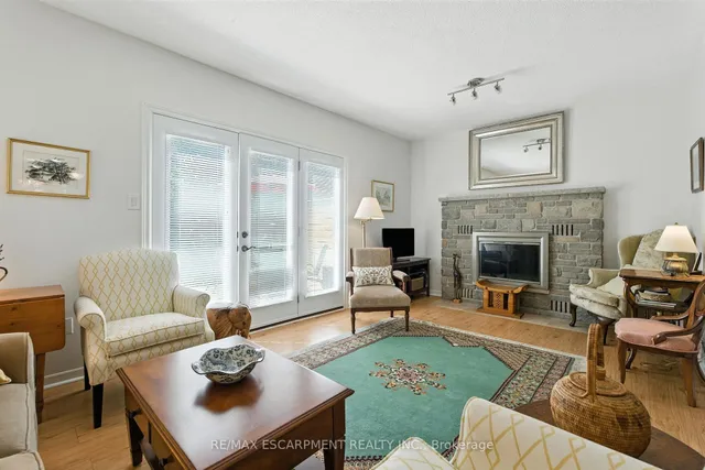 Additional image 19 of 1559 Riley Ave