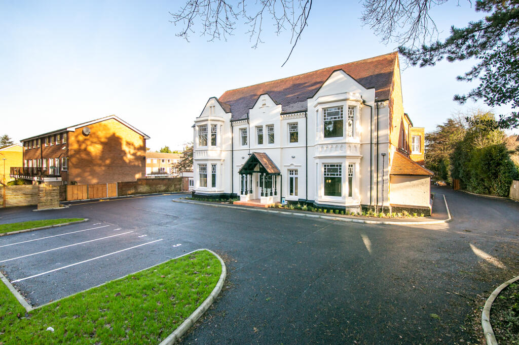 St Agnes Road Moseley B13 9WZ