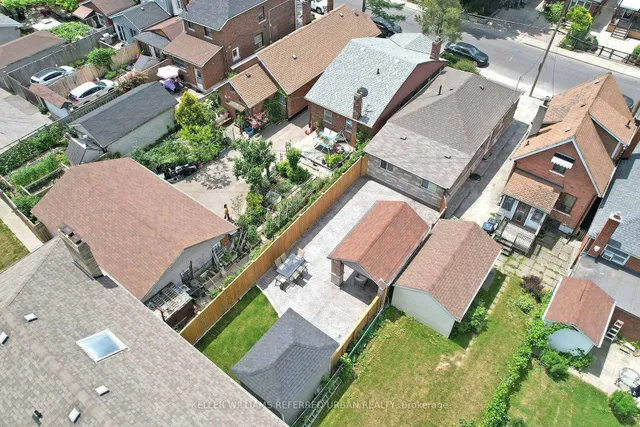 Additional image 38 of 19 Bicknell Ave