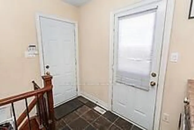 Additional image 37 of 36 Valleyridge Cres