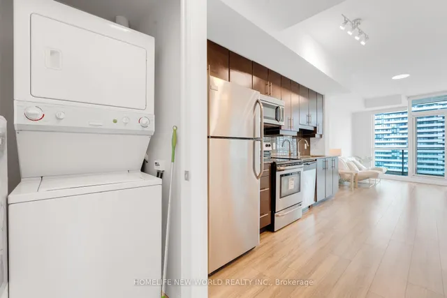 Additional image 5 of 33 Bay St Unit 2502