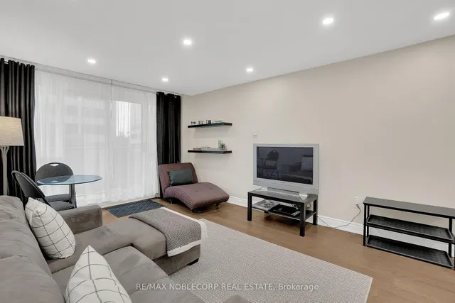 Additional image 13 of 33 Sheppard Ave Unit 500