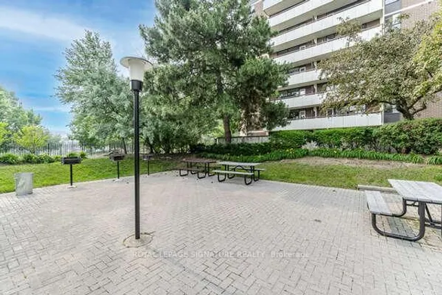 Additional image 10 of 541 Blackthorn Ave Unit 1110