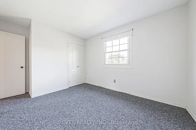 Additional image 22 of 594 Moorelands Cres