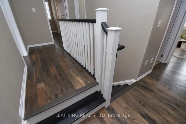 Additional image 16 of 38 Cranston St