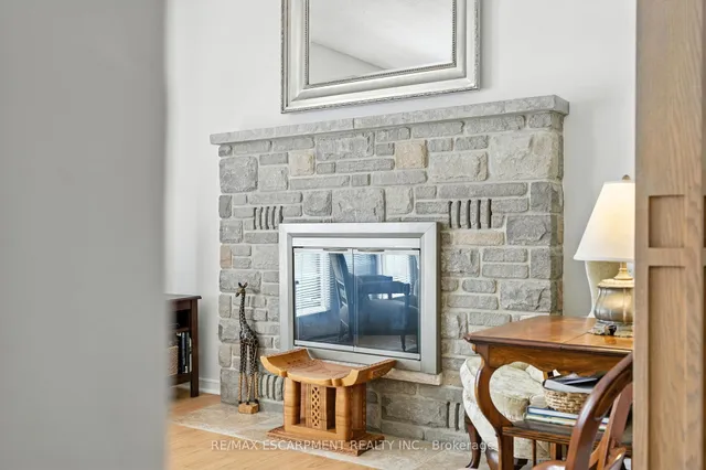 Additional image 20 of 1559 Riley Ave