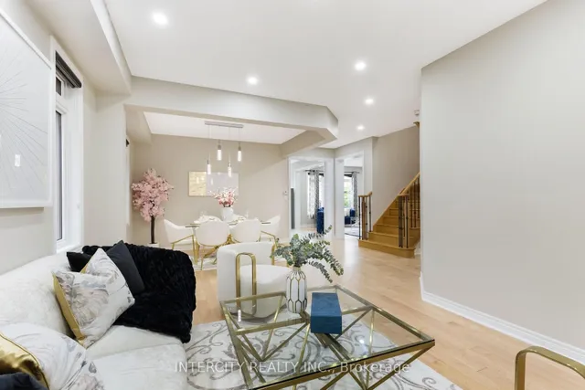 Additional image 10 of 20 Russell Creek Dr