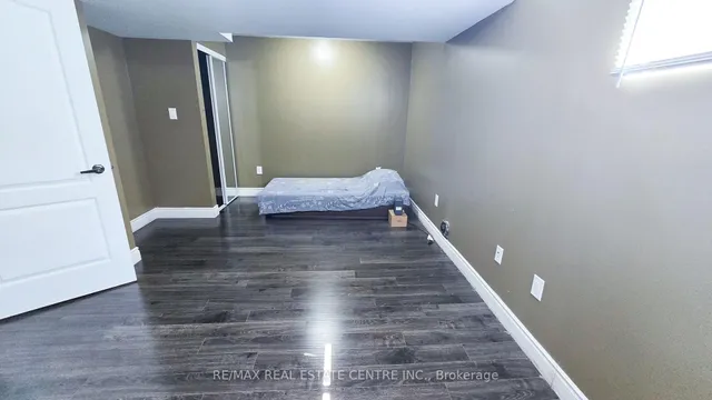 Additional image 41 of 19 Lackington St