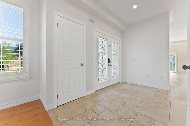 Additional image 5 of 4 Mckibbon Ave