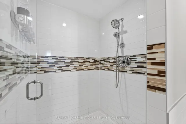 Additional image 24 of 2025 MARIA St Unit 1506